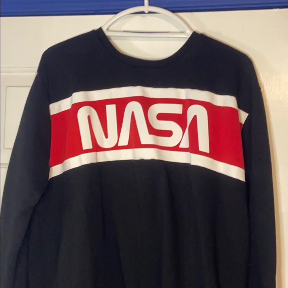 Men’s NASA Pullover Sweatshirt